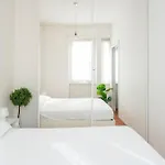 White & Beauty In Center *